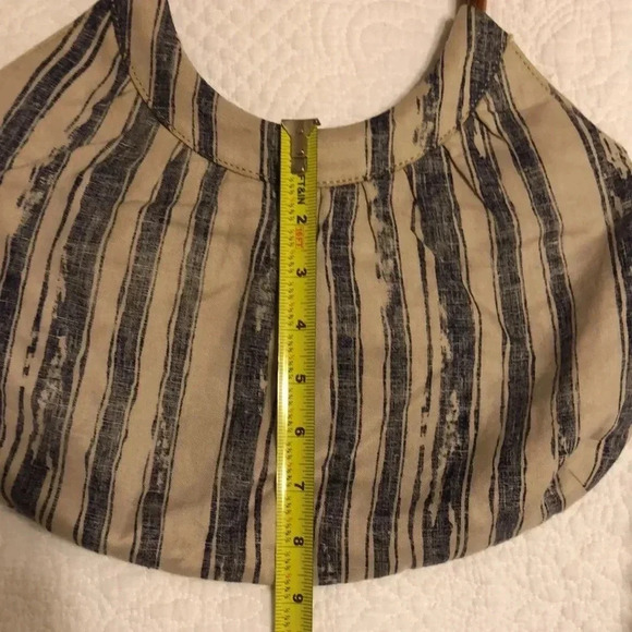 Banana Republic linen beige/blue bag - Picture 8 of 10